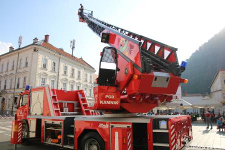 Gasilke in gasilci Prostovoljnega gasilskega društva Kamnik obeležili 140. obletnico delovanja (1)